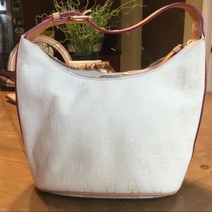 Dooney & Bourke cream bag